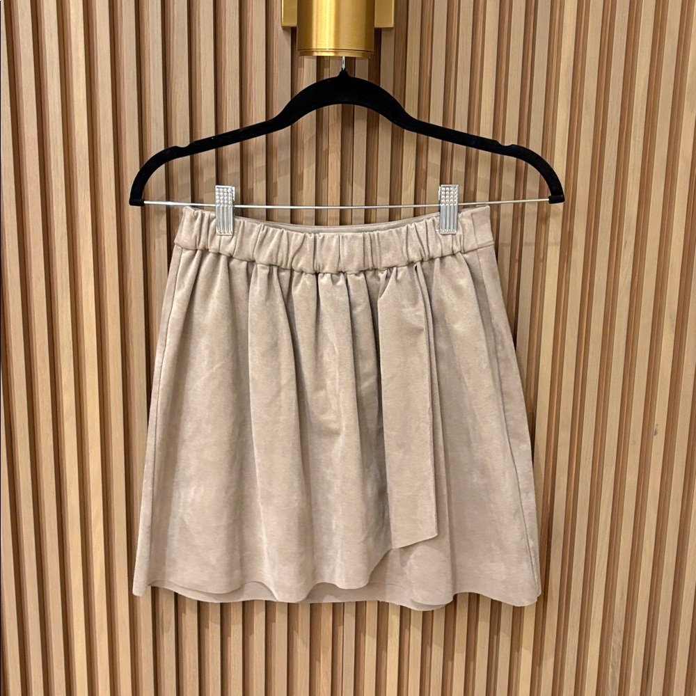 Wilfred Beige Skater Skirt vegan suede small